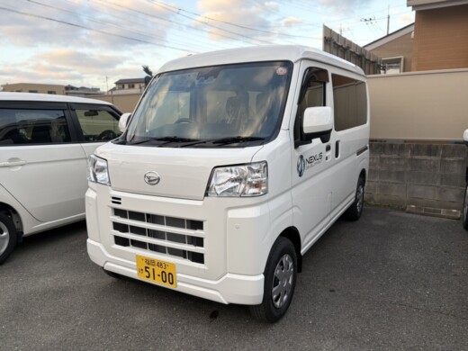 新車の社用車がきた～🚗