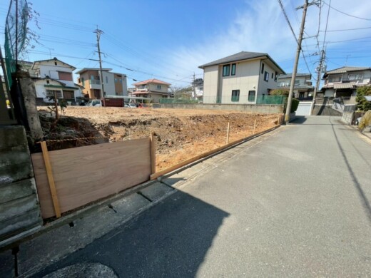 『福岡市東区香椎六丁目』　木造二階建家屋　解体工事