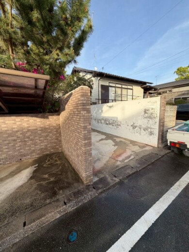 『福岡県宗像市自由が丘十一丁目』　堀車庫解体工事