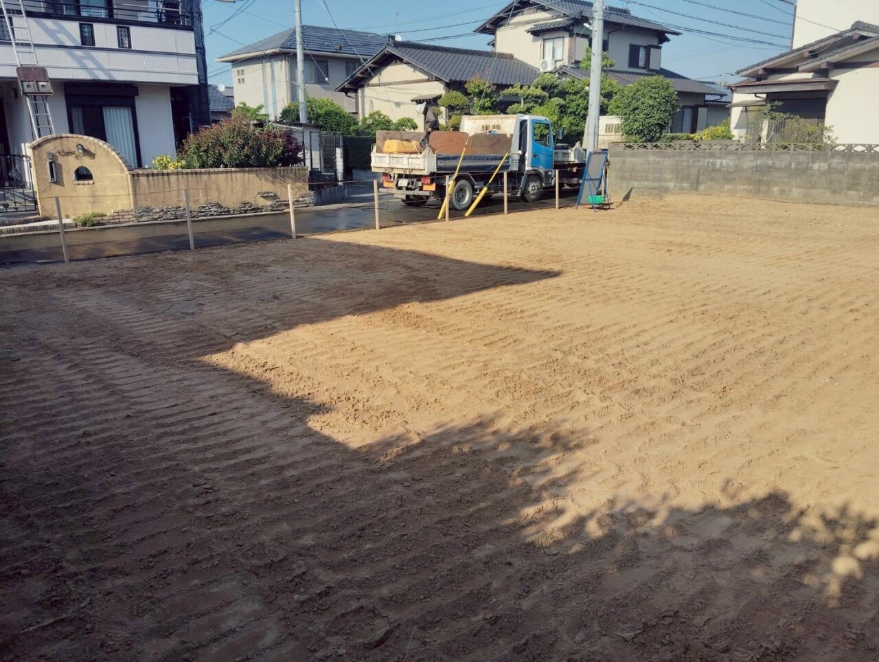 LINE_ALBUM_駅東　基礎搬出・整地　7日目_260519_3