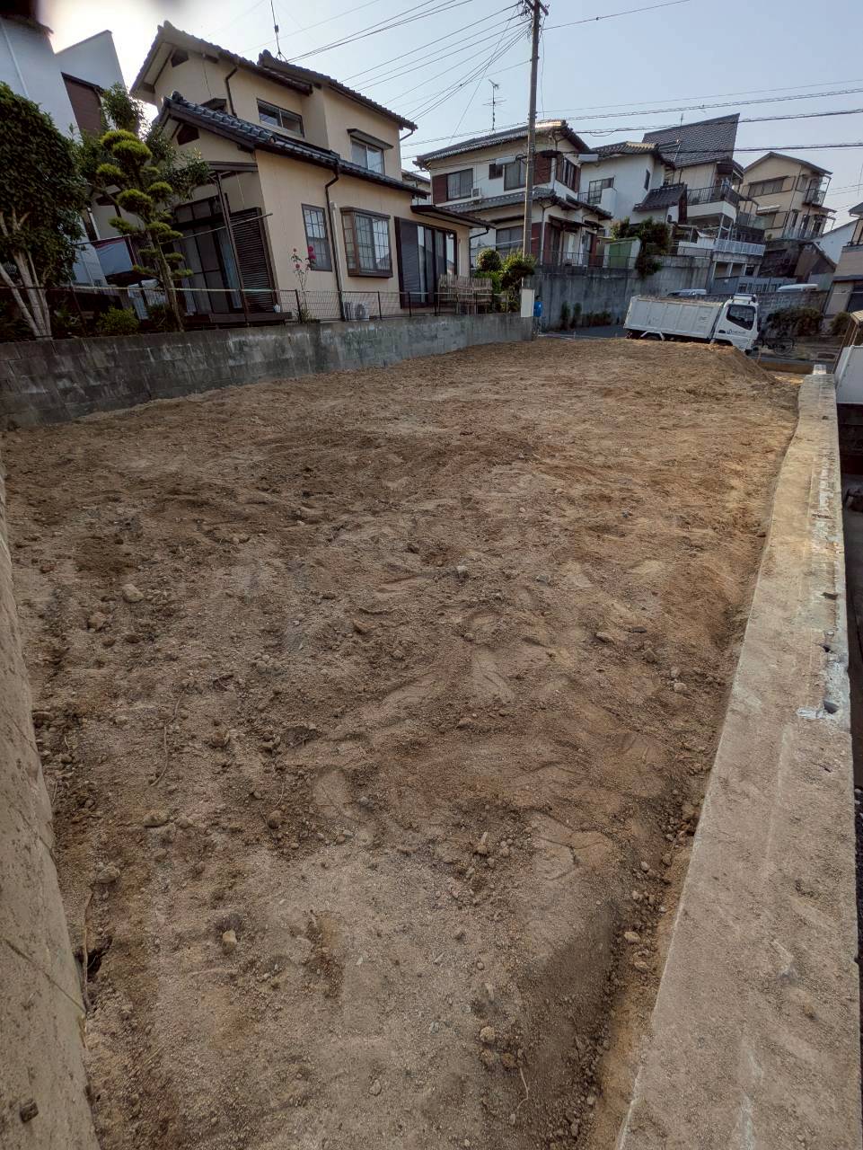 LINE_ALBUM_野多目重機回送完了_260518_5