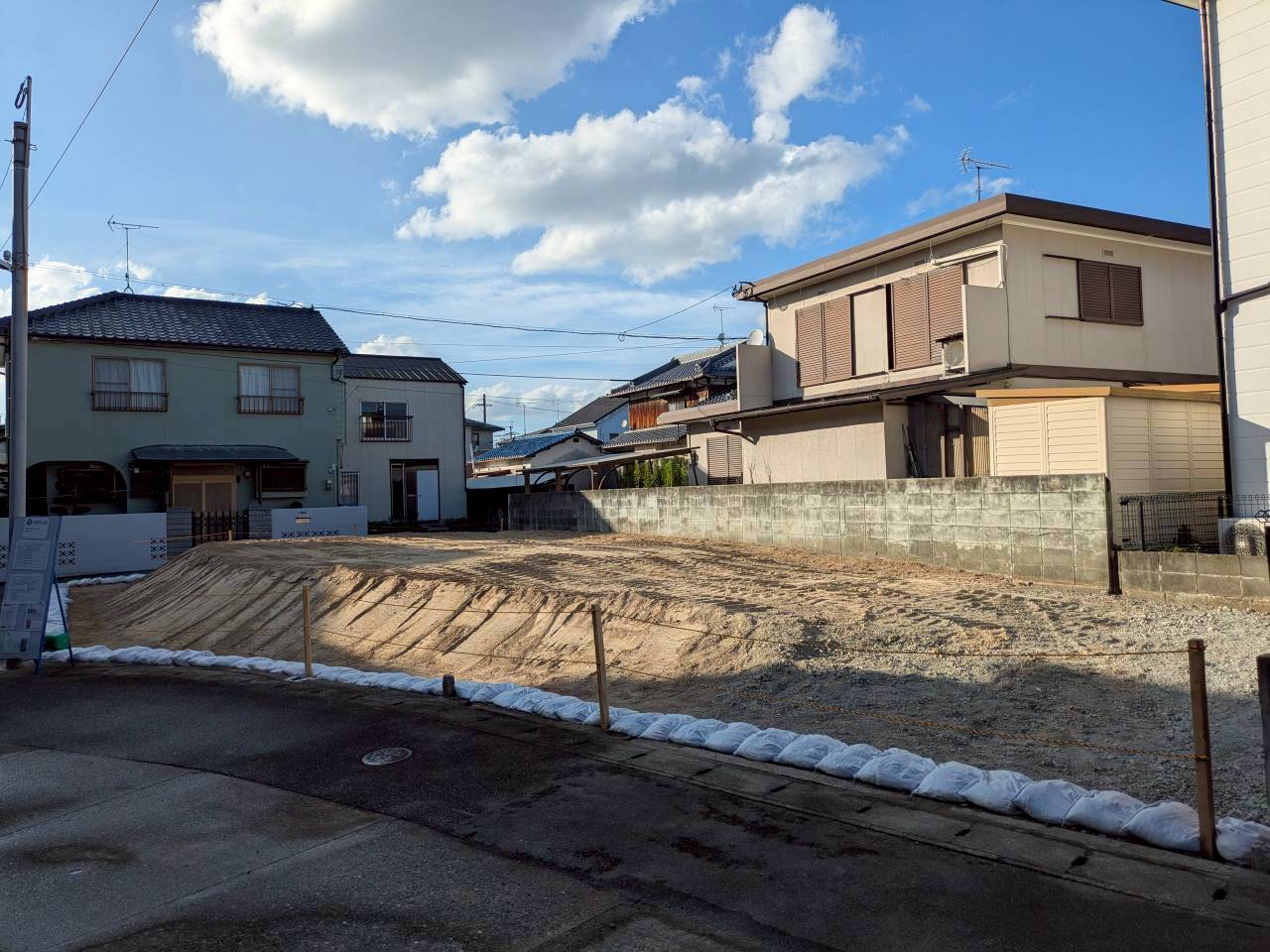 LINE_ALBUM_１４日目 志免木造　完工　重機搬出_260715_2