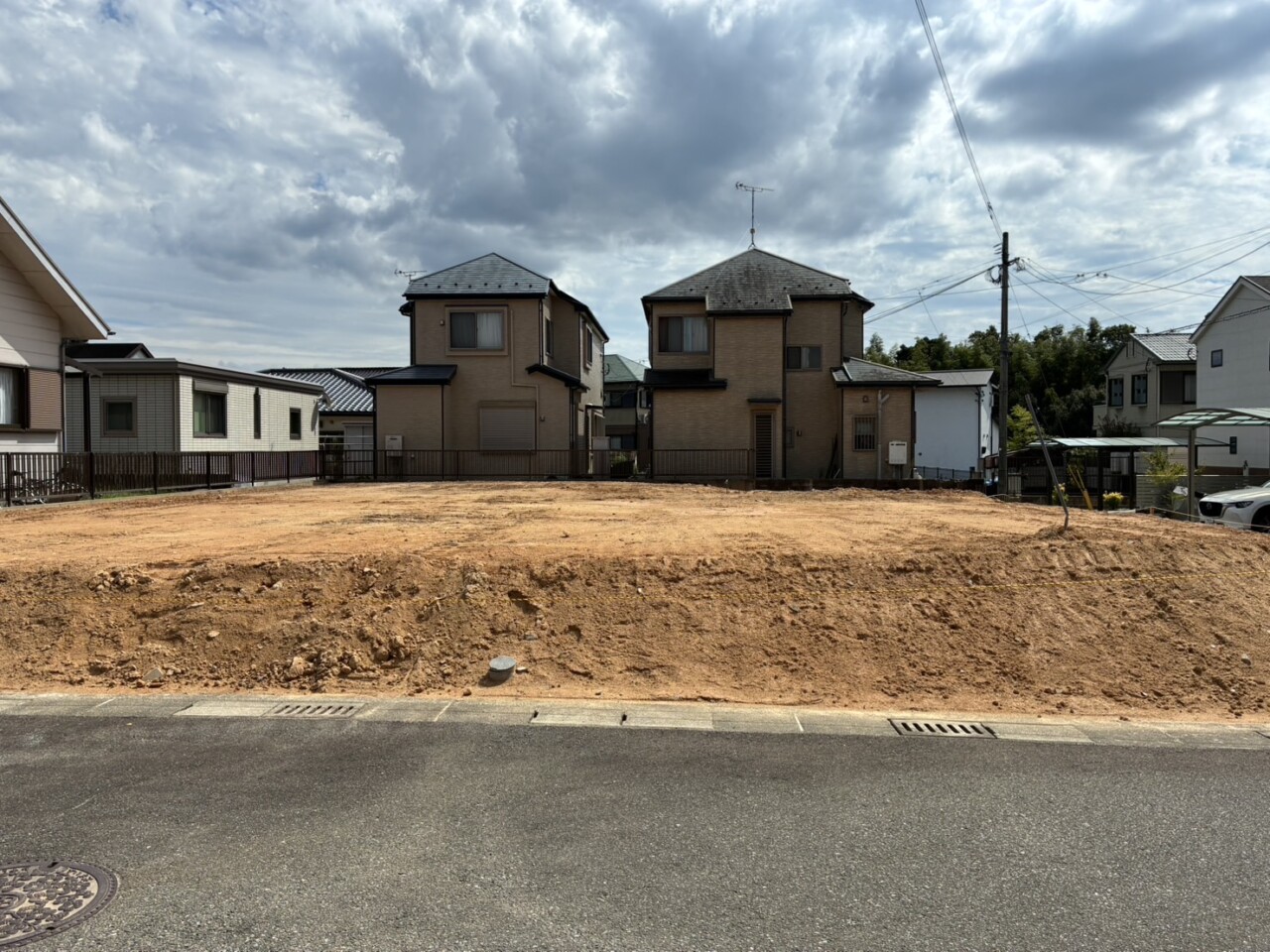 LINE_ALBUM_梅が丘　重機回送完了_260915_2