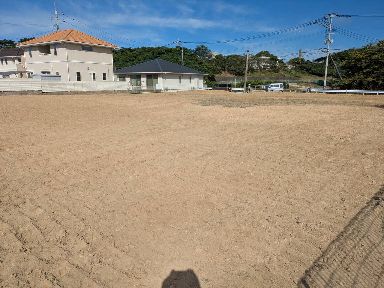 LINE_ALBUM_古賀木造・鉄骨倉庫　重機搬出　完工_260924_6